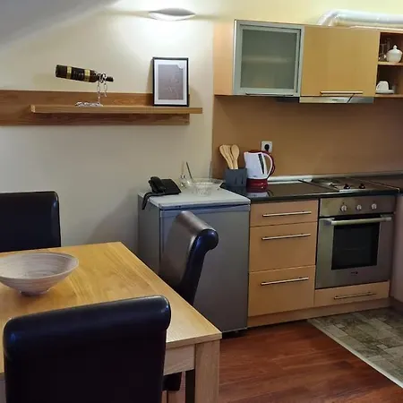 божурленд студио а-4-1