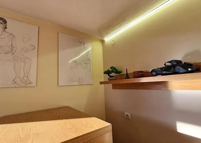 божурленд студио а-4-1 班斯科