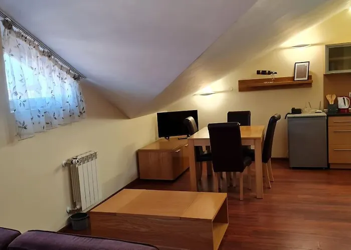 божурленд студио а-4-1 公寓 *