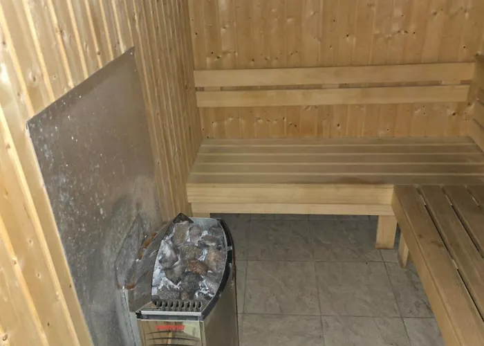 божурленд студио а-4-1 * 班斯科